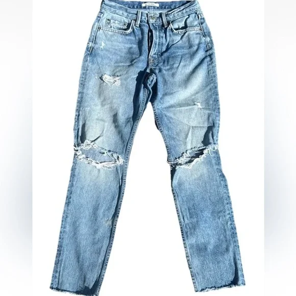 GRLFRND | Karolina High-Rise Light Wash Distressed Jeans in ‘To Be Continued’ 25 - Picture 9 of 10